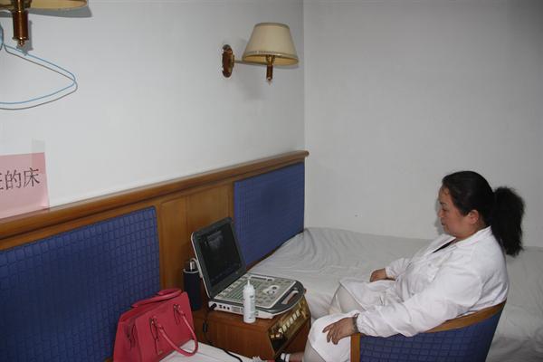 院工会组织女教职工乳腺彩超检查