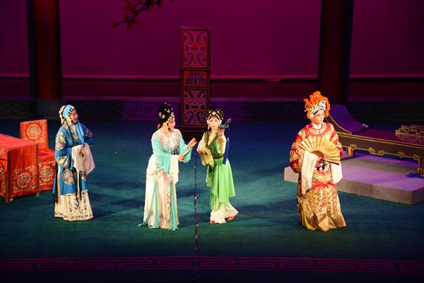 民营剧团展演——建德婺剧《鸳鸯剑》,精彩演绎获好评