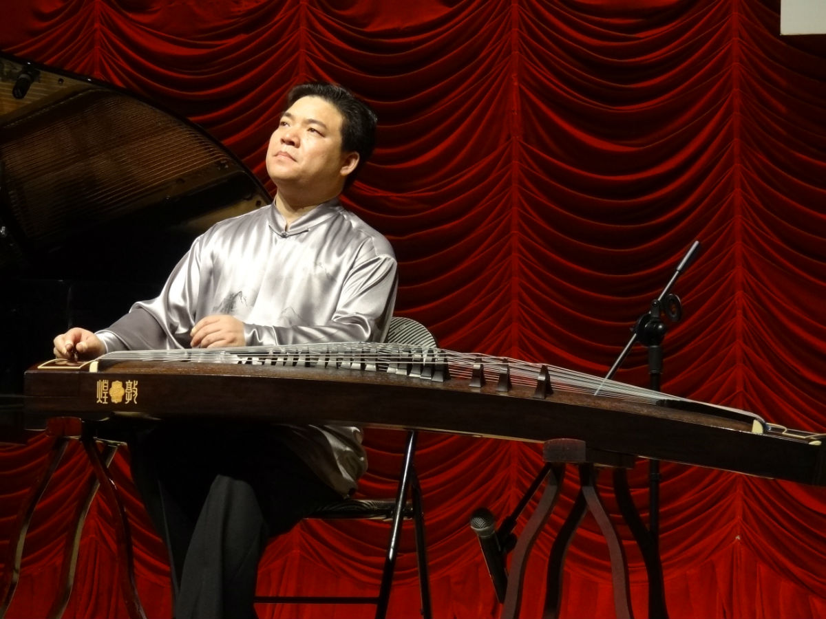 著名古筝演奏家王中山浙艺开讲传承与发展