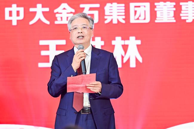 XAH_6103-opq3242917954.jpg XAH_6103-opq3242917954.jpg