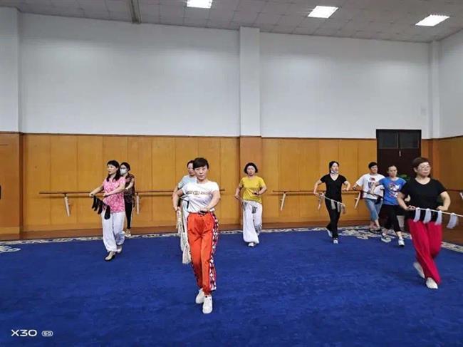 全省民营文艺表演团体(越剧)演员培训班.jpg 全省民营文艺表演团体(越剧)演员培训班.jpg