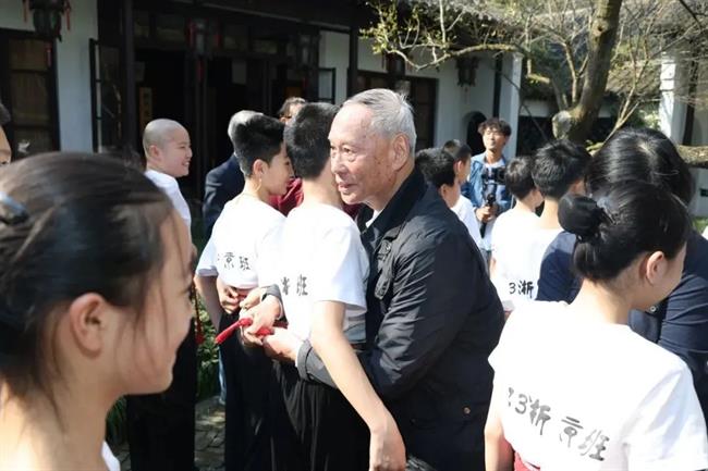 835173c217664827810725ad97593caa.jpg 835173c217664827810725ad97593caa.jpg