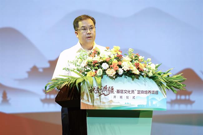 陈玉锋.jpg 陈玉锋.jpg