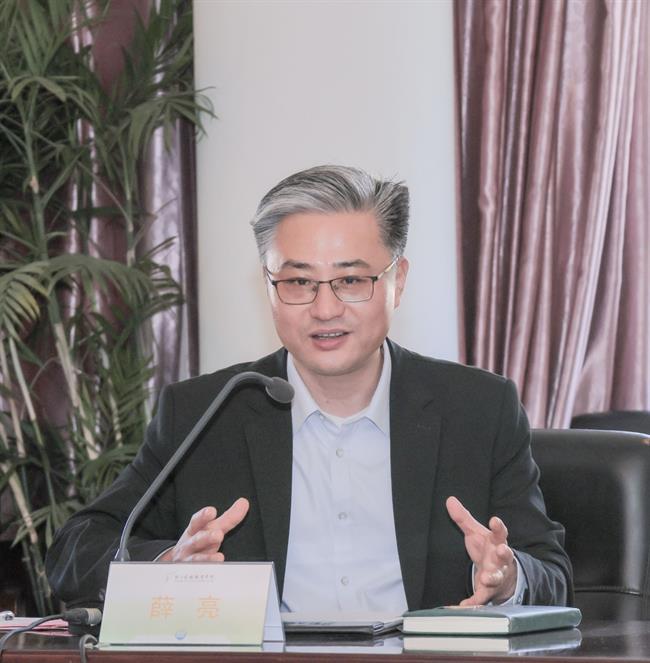 薛书记.jpg 薛书记.jpg