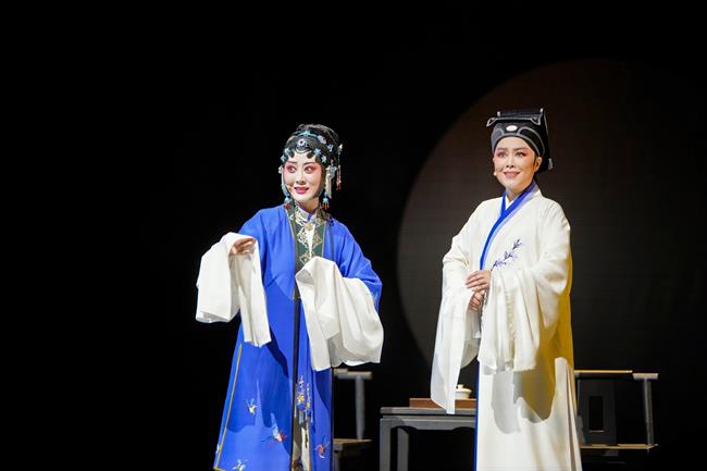 越剧《颜氏》剧照3.jpg 越剧《颜氏》剧照3.jpg