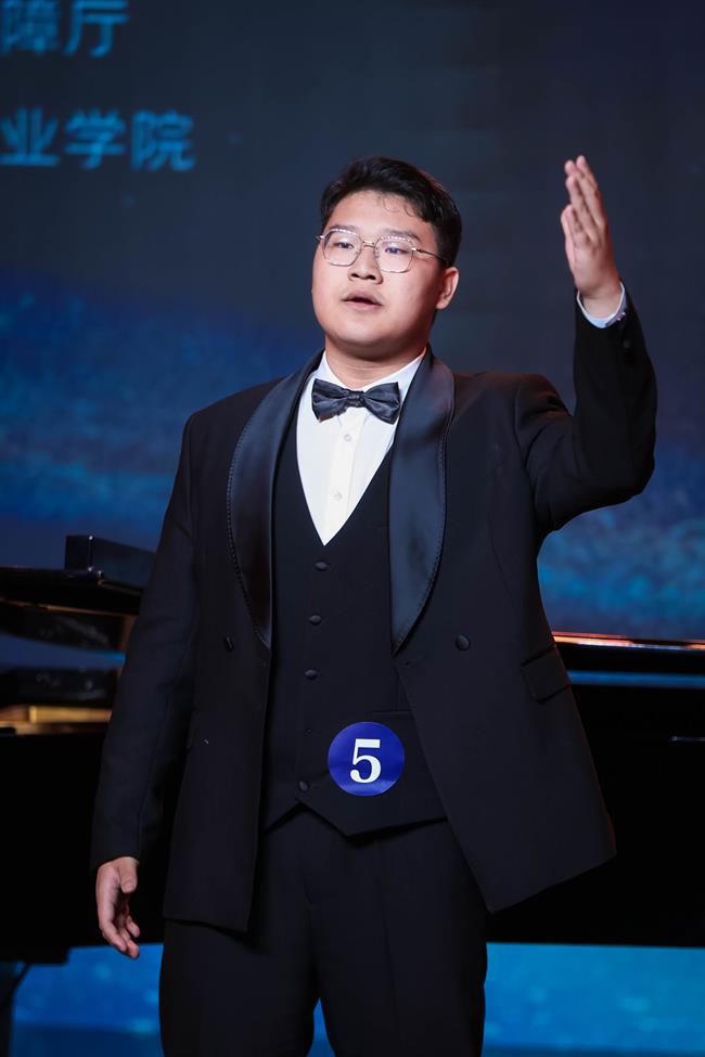 浙江艺术职业学院选手(必放).jpg 浙江艺术职业学院选手(必放).jpg