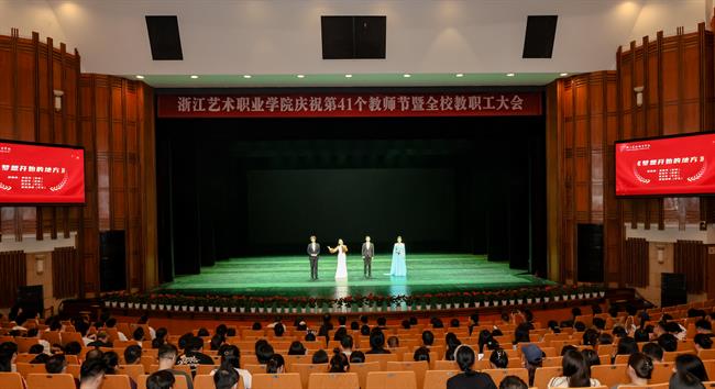 IMG_2385.jpg IMG_2385.jpg