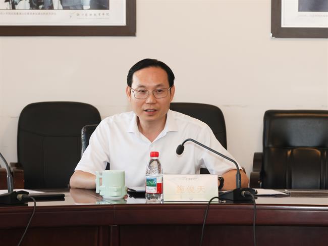 IMG_3754.jpg IMG_3754.jpg