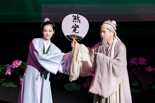 演出剧照 (3).jpg