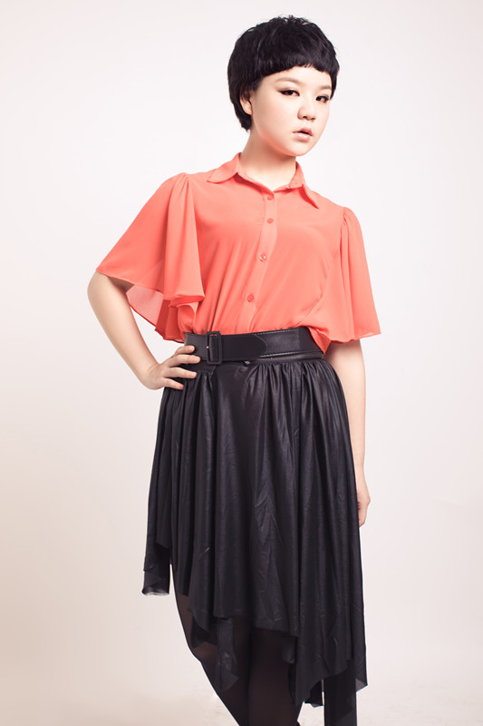 花儿朵朵绽光芒——浙艺歌手金帅写真