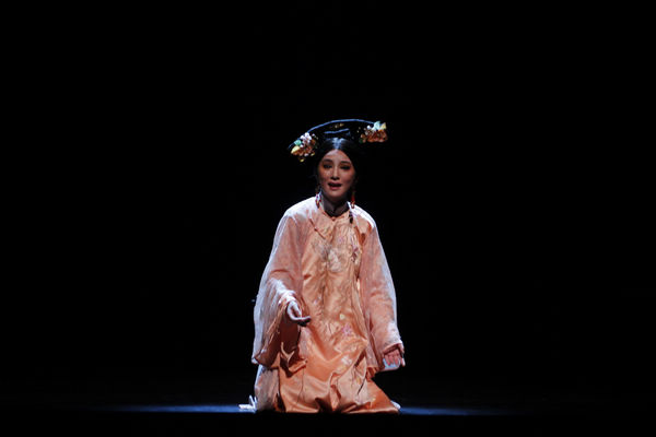 浙艺院08越剧小百花班昨晚迎来毕业大戏穿61越剧步步惊心