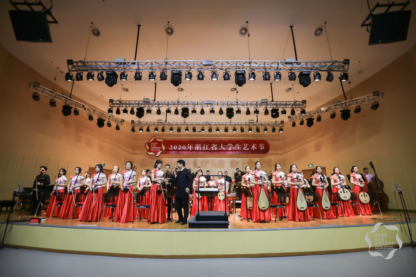 又创新高——"大艺节"我校捧回24个奖项