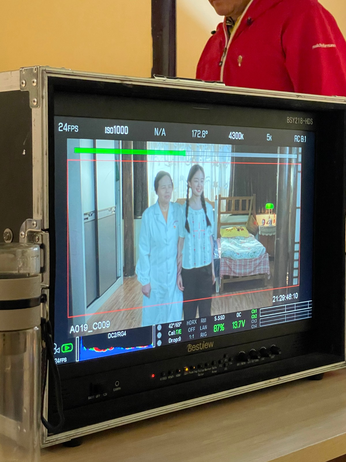 榜样的力量——浙艺学子主演浙江省委宣传部微电影《镜子》杀青