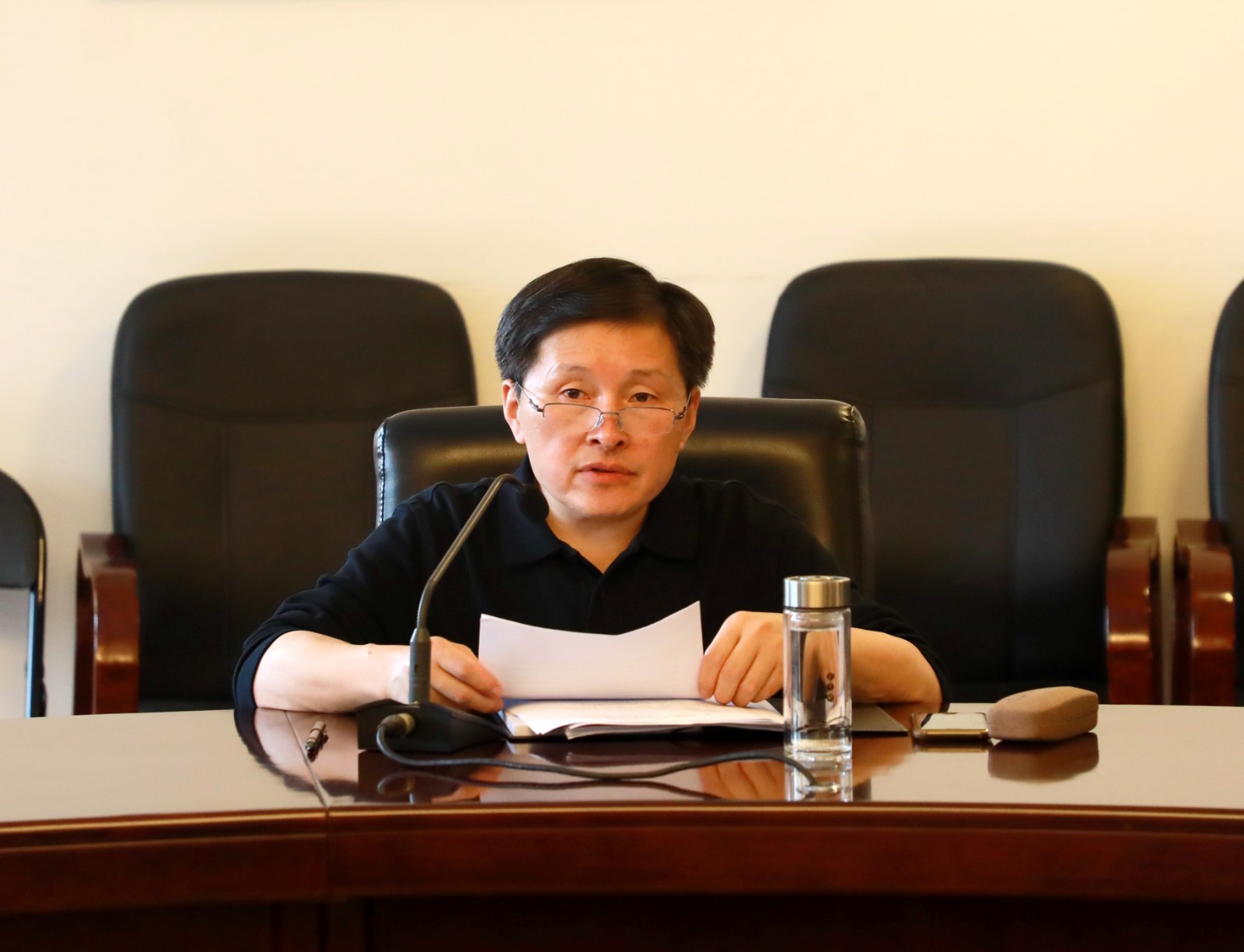 我校召开第二季度意识形态工作分析研判会